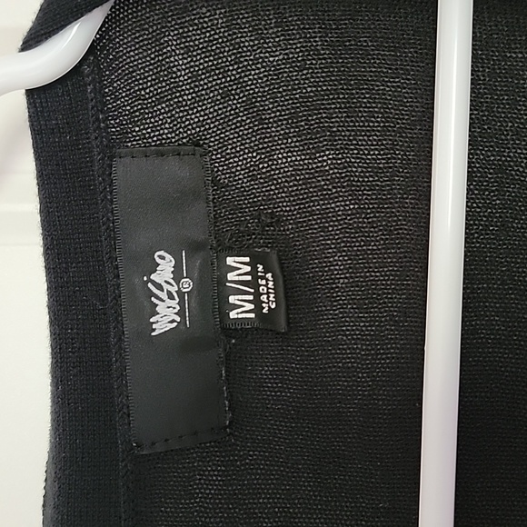 Cardigan - Picture 2 of 2